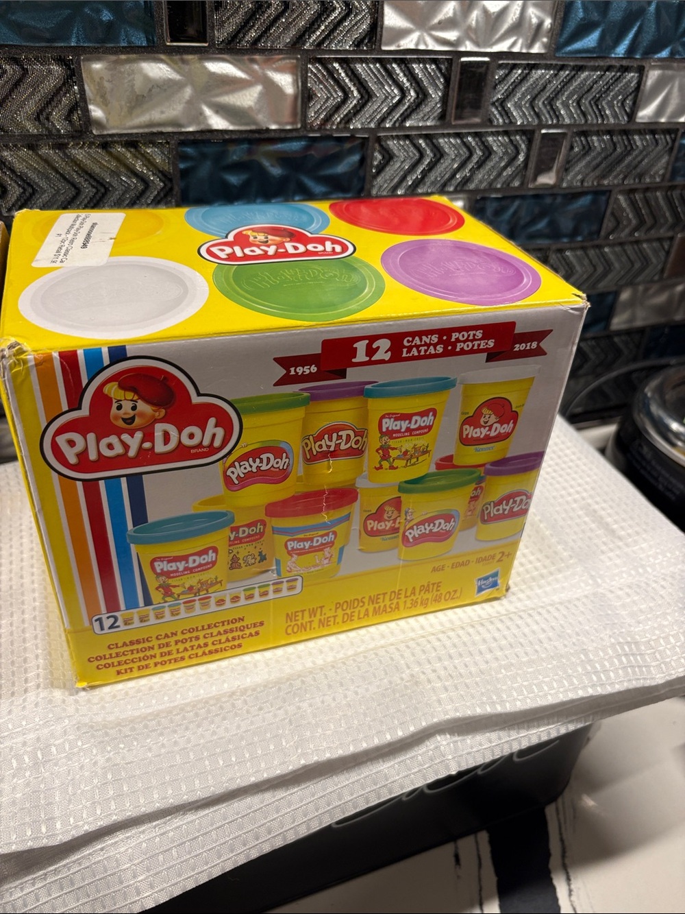Play-Doh 12-Can Classic Pack - Multicolor Modeling Compound